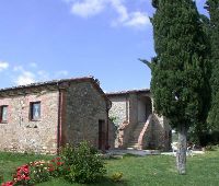 La loggia e l'ingresso al cortile